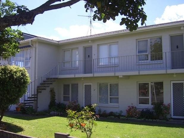 2/4 Averill Avenue, Kohimarama, Auckland - Carousel 1