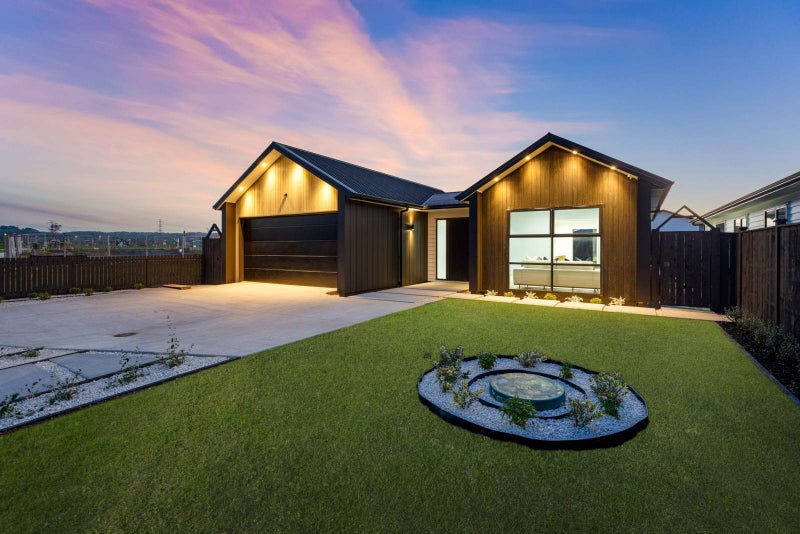 50 Kakano Street, Clevedon, Clevedon - Carousel 1