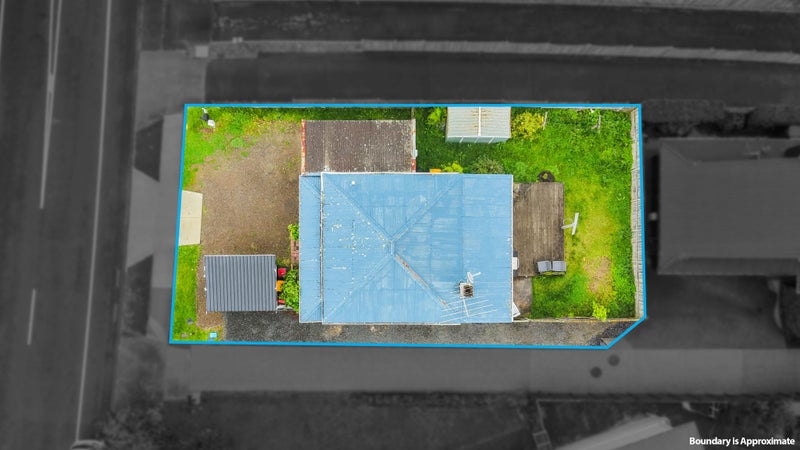 38 Gills Road, Bucklands Beach, Auckland - Carousel 1