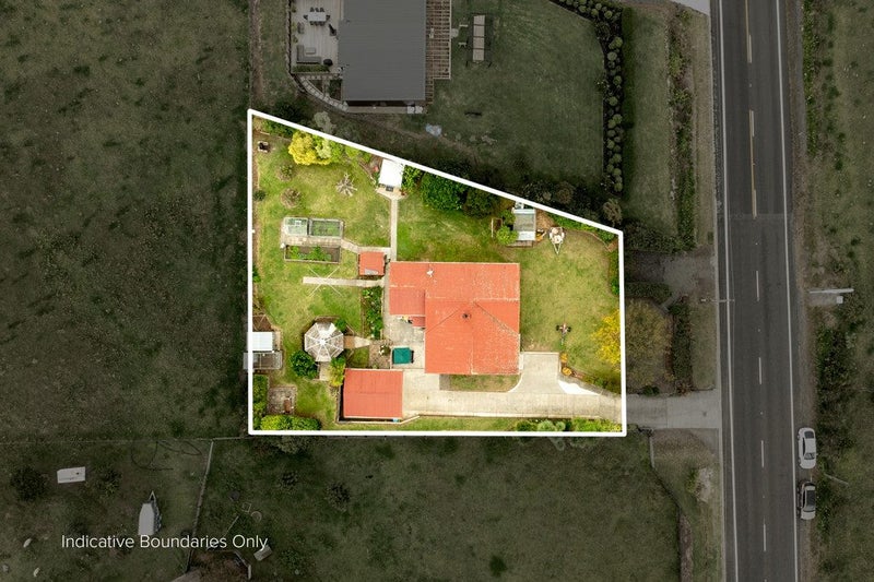 7166 State Highway 26, Komata, Paeroa - Carousel 33