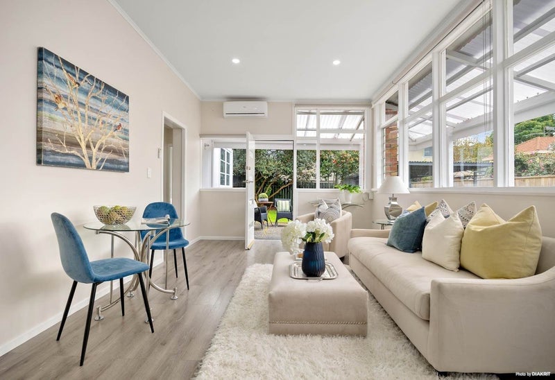 1/9 August Place, Greenlane, Auckland - Carousel 1