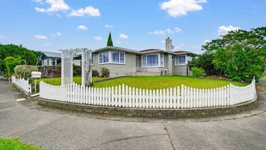 32 Langley Avenue, Milson, Palmerston North - Carousel 1