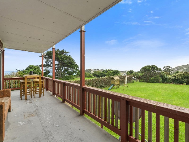 4 Park Avenue, Titahi Bay, Porirua - Carousel 21