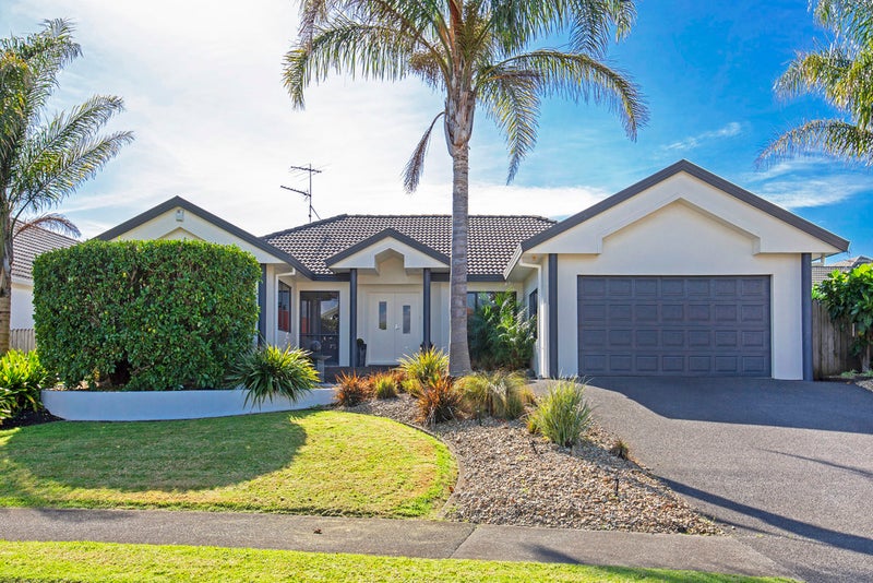 Property Valuation for 14 Thirlmere Rise, Northpark, Auckland Trade