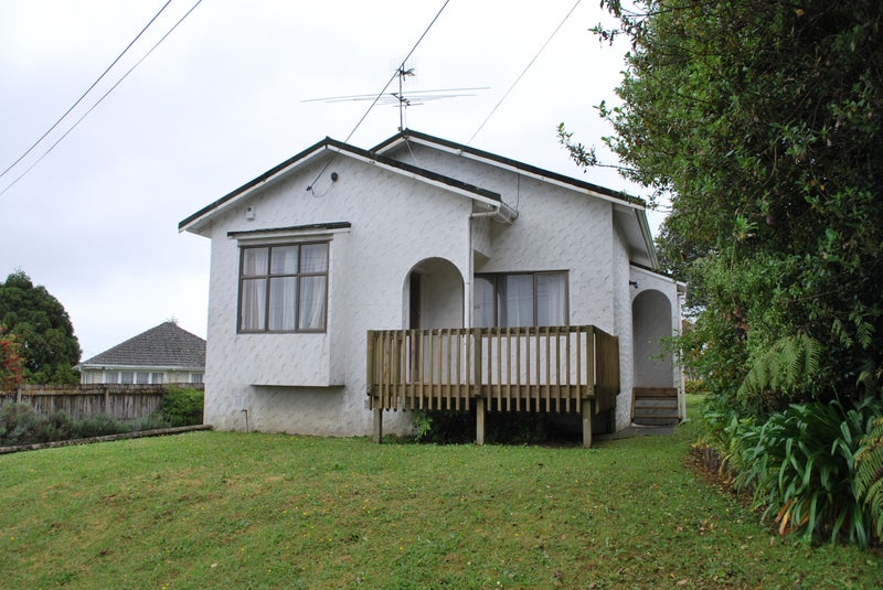 37 Bentleigh Avenue, New Windsor, Auckland - Carousel 1