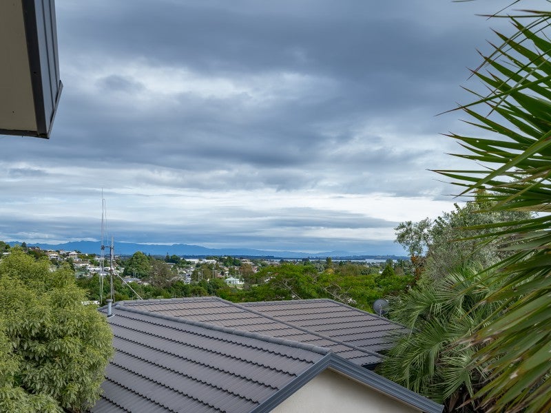 Property Valuation for 16 Highmore Place, Brookfield, Tauranga Trade Me Property Trade Me