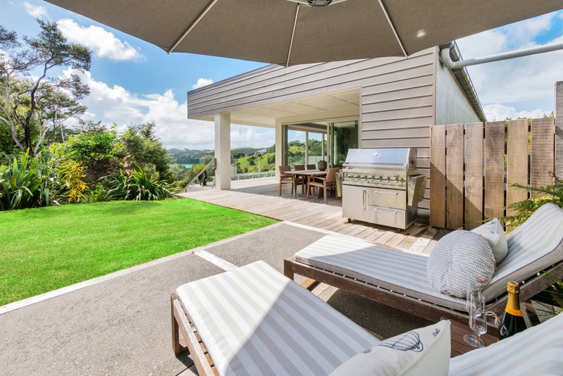 31 Brick Bay Drive, Sandspit, Warkworth - Carousel 1