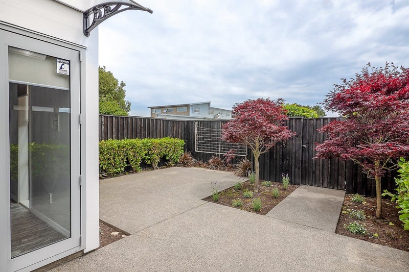 130 Sherborne Street, St Albans, Christchurch - Carousel 2