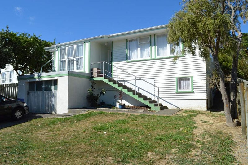 74 Kokiri Crescent, Waitangirua, Porirua - Carousel 1