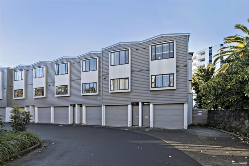 19 Dovedale Place, Parnell, Auckland - Carousel 1