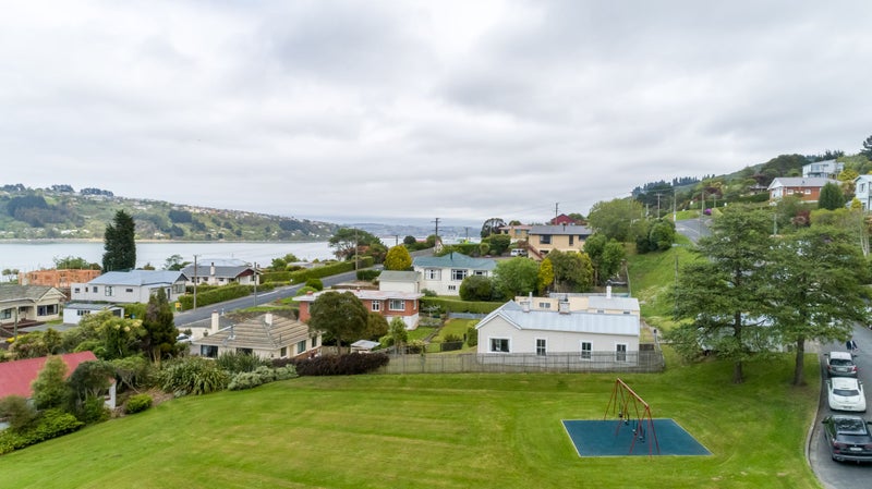 48 Totara Street, Ravensbourne, Dunedin - Carousel 2