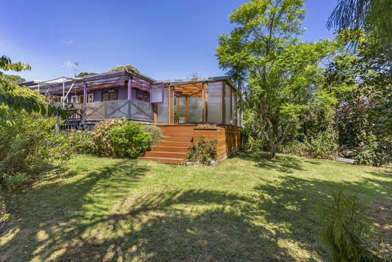 10 School Road, Morningside, Auckland - Carousel 2