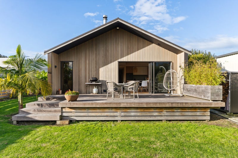 5A Kingsley Street, Whataupoko, Gisborne - Carousel 1
