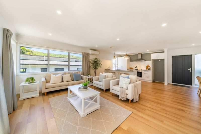 26 Rarangi Way, Owhiro Bay, Wellington - Carousel 1