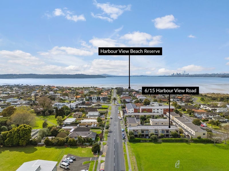 6/15 Harbour View Road, Te Atatu Peninsula, Auckland - Carousel 2