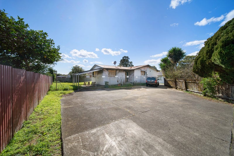 90 Chelburn Crescent, Mangere East, Manukau City, Auckland - Carousel 2