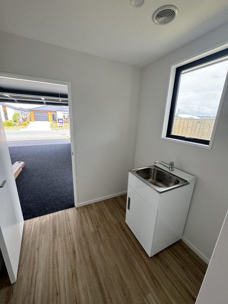 63 Pegasus Main Street, Pegasus, Pegasus - Carousel 8