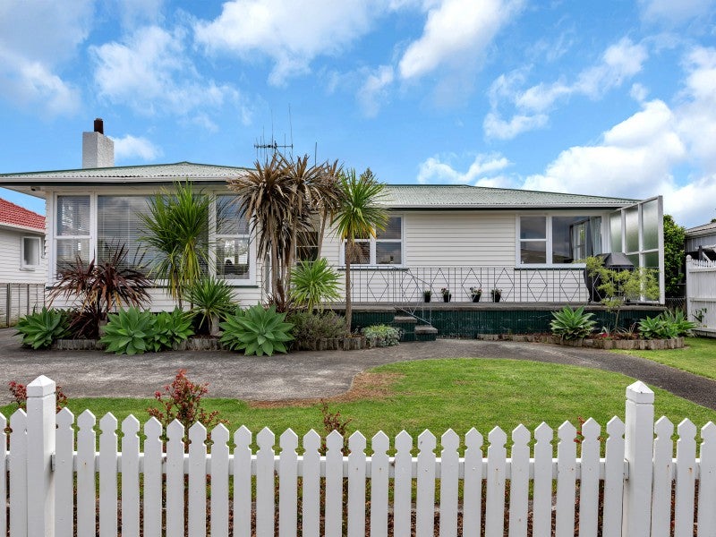 13 Erin Street, Tikipunga, Whangarei - Carousel 1