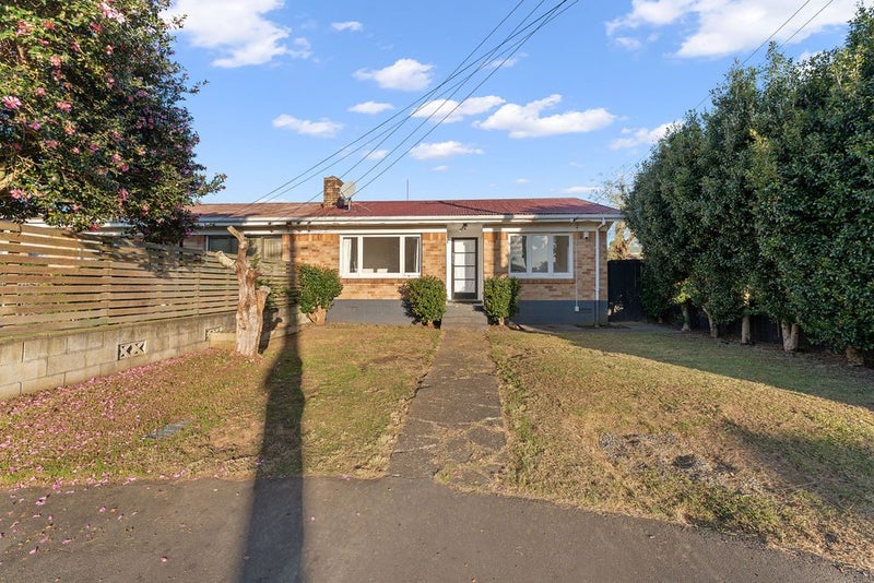 16A Elizabeth Street, Papakura, Papakura - Carousel 1