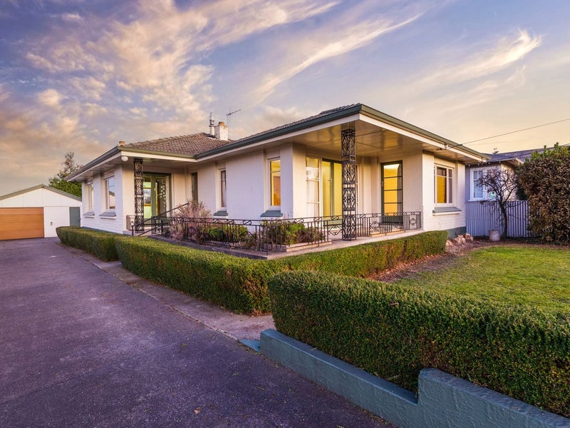 21 Harris Street, Waimate, Waimate - Carousel 1