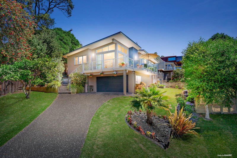 0 Torea Bay, Torea Bay, Marlborough Sounds - Carousel 1