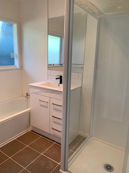 4/2 Marsden Avenue, Balmoral, Auckland - Carousel 2