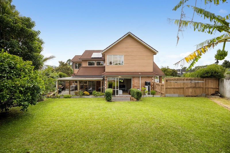 23 South Kensington Way, Henderson, Auckland - Carousel 1