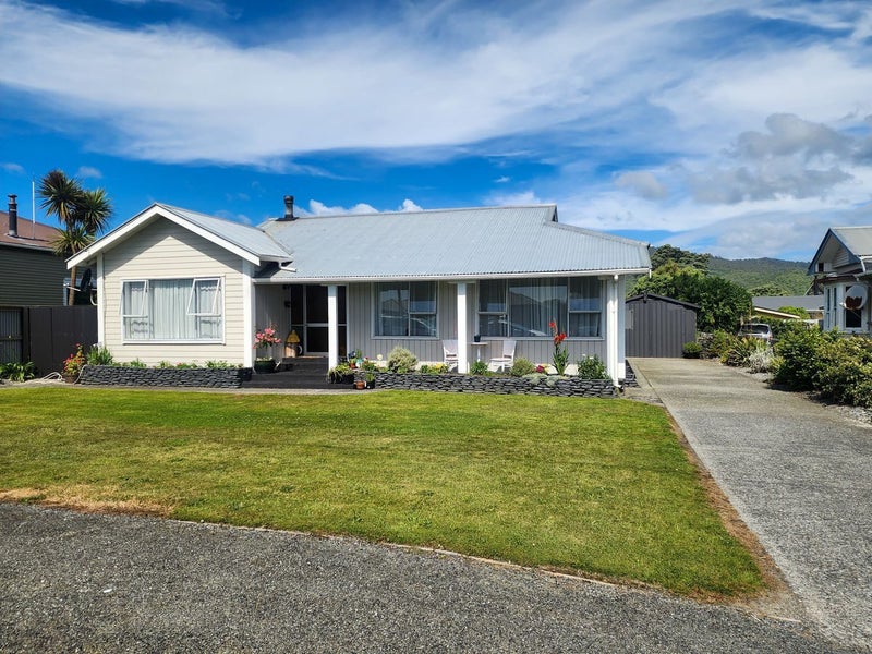 93 Blake Street, Blaketown, Greymouth - Carousel 1
