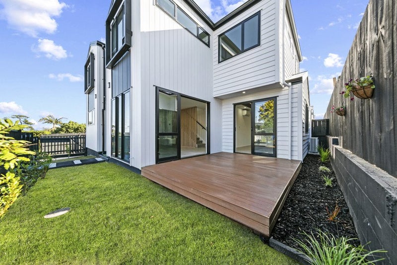 1/6 Pikitea Road, Mangere Bridge, Manukau City, Auckland - Carousel 17