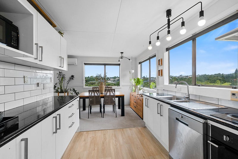 85 Cumberland Street, Welbourn, New Plymouth - Carousel 2