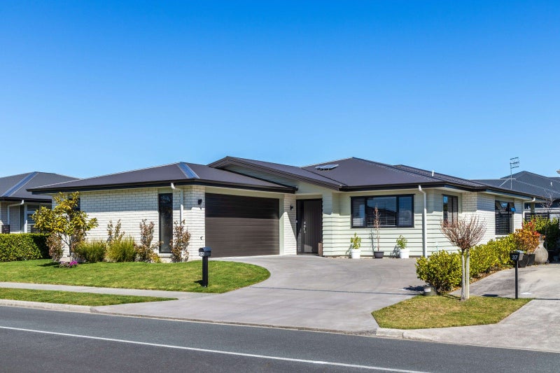 35 Noumea Drive, Rangatira Park, Taupo, Waikato - Carousel 1