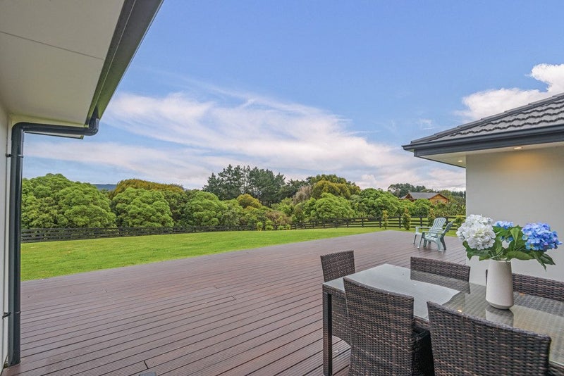 61 Hartwell Drive, Kelvin Grove, Palmerston North - Carousel 2