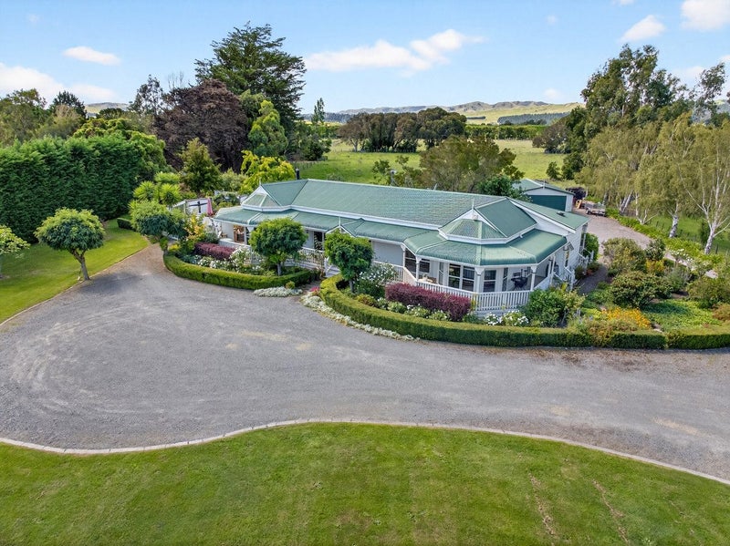41 Oxford Street, Martinborough - Carousel 1