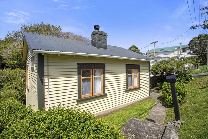 63 Fraser Avenue, Johnsonville, Wellington - Carousel 2