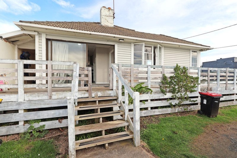 246B Marine Parade, Bluff - Carousel 19