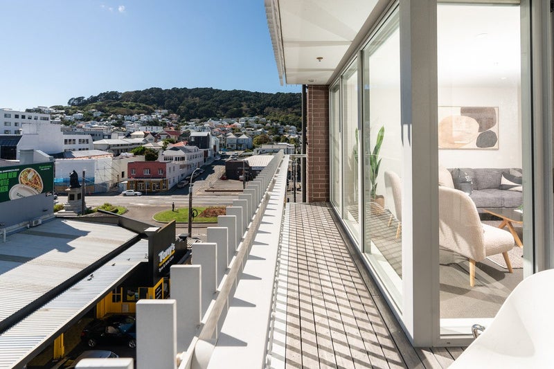4H/11 Tennyson Street, Te Aro, Wellington - Carousel 2