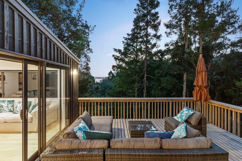 10 Hebe Place, Birkenhead, Auckland - Carousel 2