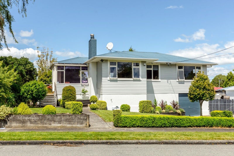 4 Wavell Crescent, Lansdowne, Masterton - Carousel 1