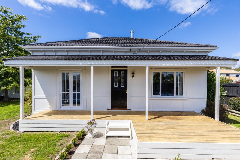 95 George Street, Blenheim - Carousel 1