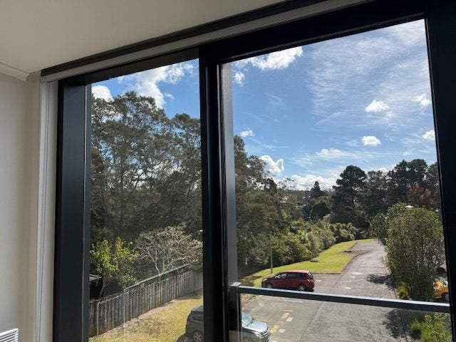 10D/30 Westward Hollow, GLEN EDEN, AUCKLAND - Carousel 1