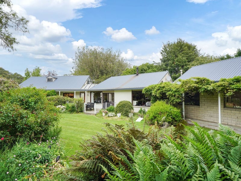 470 West Plains Road, West Plains, Invercargill - Carousel 1