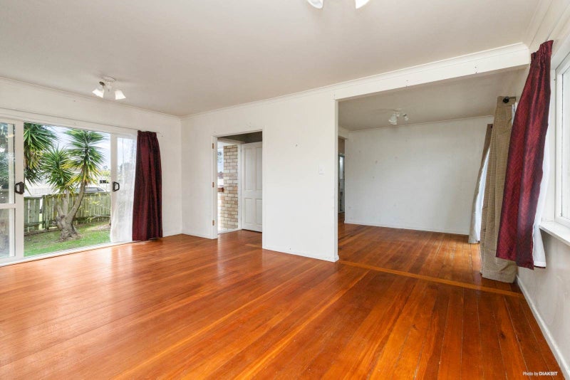 16 Edinburgh Street, Tuakau, Tuakau - Carousel 2