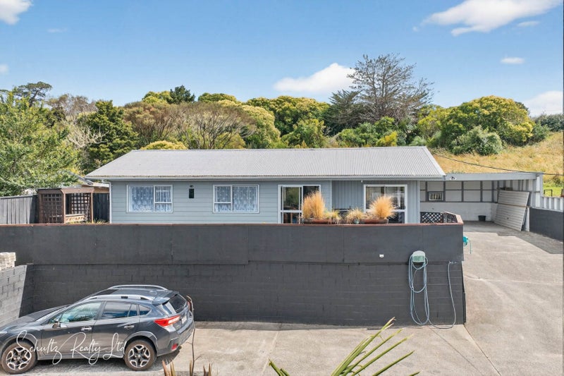 27 Hurndall Street East, Maungaturoto - Carousel 20