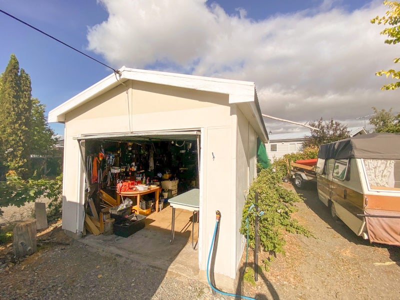 6 Maryburn Road, Twizel - Carousel 17