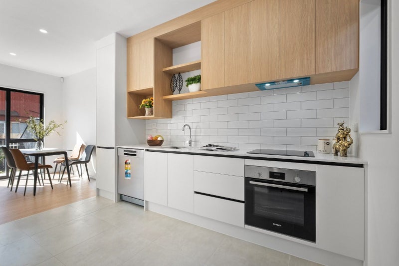 9/20 Seabrook Avenue, New Lynn, Auckland - Carousel 2