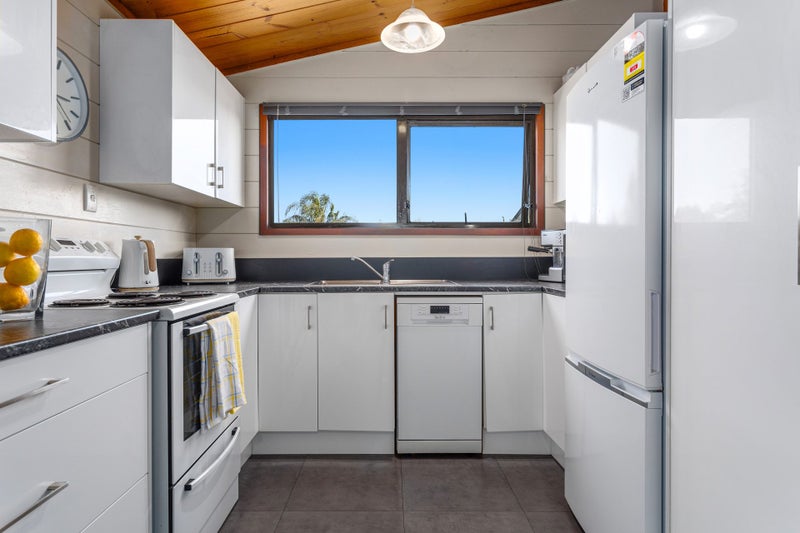 2 Windsor Rise, Whakatane, Whakatane - Carousel 2