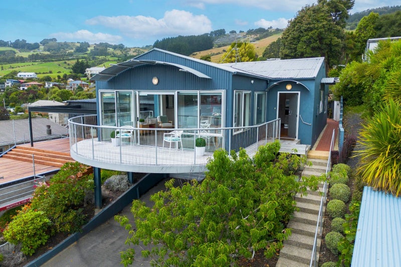 40 Marine Parade, Macandrew Bay, Dunedin - Carousel 1