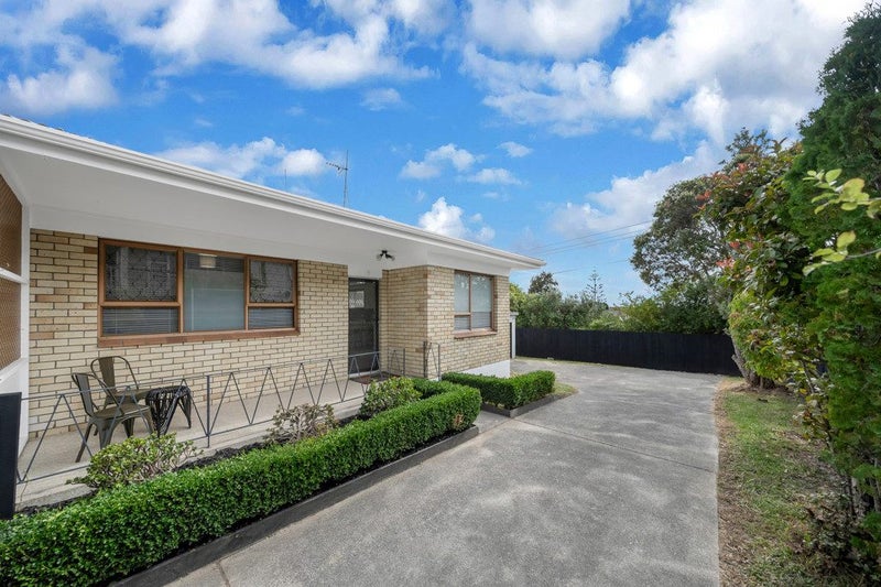 2/52 Butterworth Drive, Glendene, Waitakere City, Auckland - Carousel 2