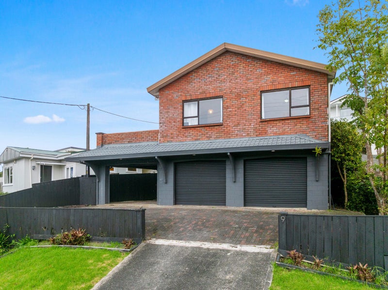 9 Pohutukawa Avenue, Red Beach, Whangaparāoa - Carousel 1