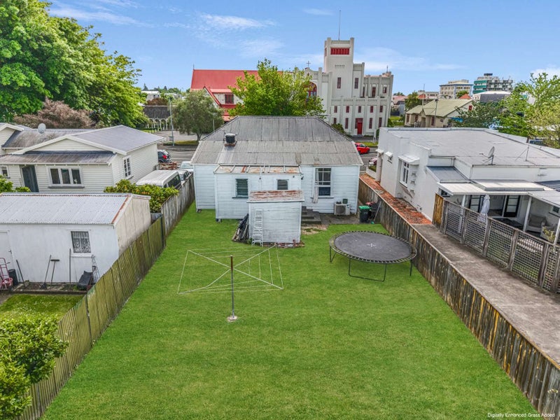 208 Lyndon Road West, Hastings - Carousel 2